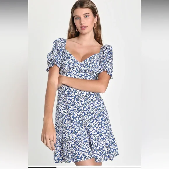NWT Lulus Grateful Feelings Blue Floral Print Puff Sleeve Mini Dress Medium - Picture 3 of 8